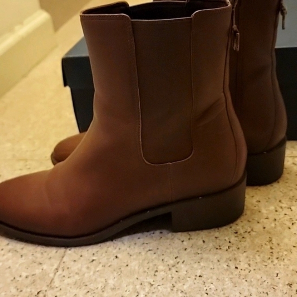 COLE HAAN Brown Chestnut Short Ankle Boots Waterproof Brass Buckle Detail